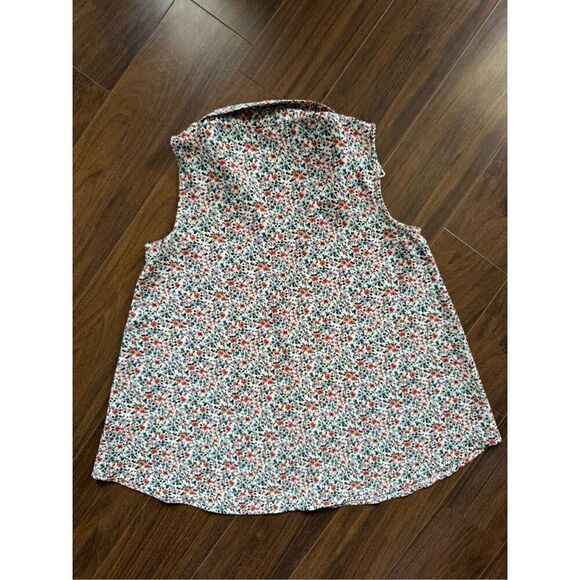 B by BOBEAU XS floral sleeveless collared shirt - Picture 4 of 5